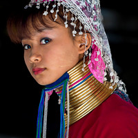 Tribal Lady : Karen Long Neck