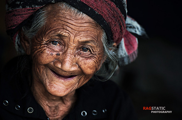 Balinese Heart - Old Lady